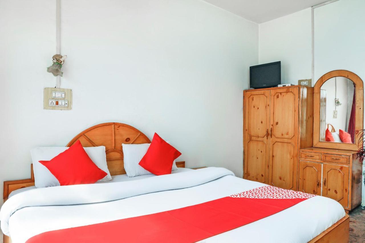 Oyo 72225 Hotel Dilshan Сринагар Экстерьер фото